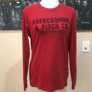Abercrombie & Fitch by Hollister Red Men’s Appliquéd Long Sleeve Tee-Size Small